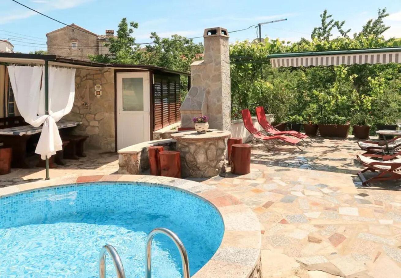 Holiday Home Ana- With Pool Kornić Zewnętrze zdjęcie