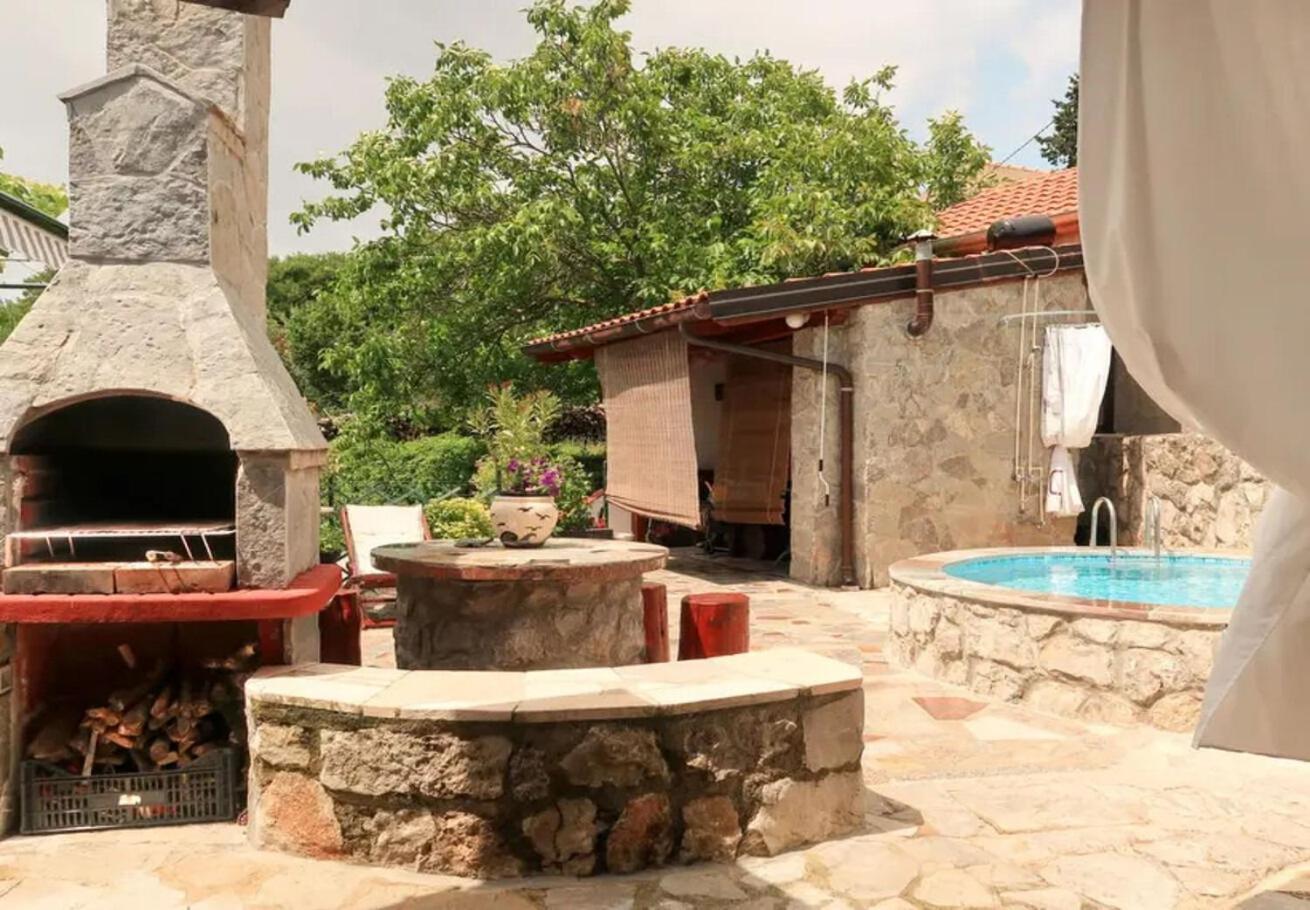 Holiday Home Ana- With Pool Kornić Zewnętrze zdjęcie
